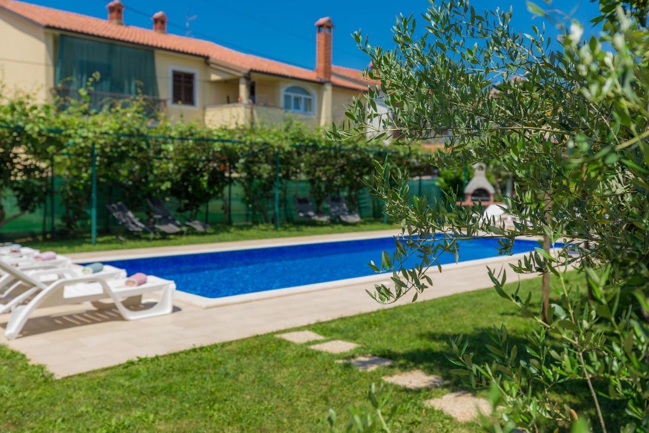 Villa Toni Umago Esterno foto