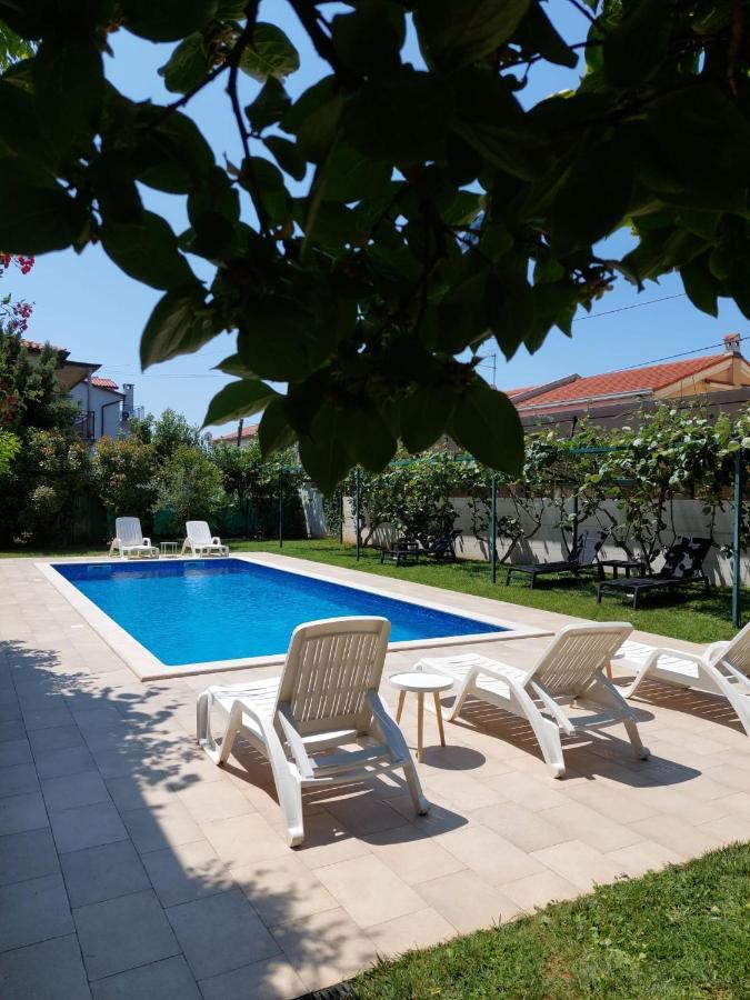 Villa Toni Umago Esterno foto